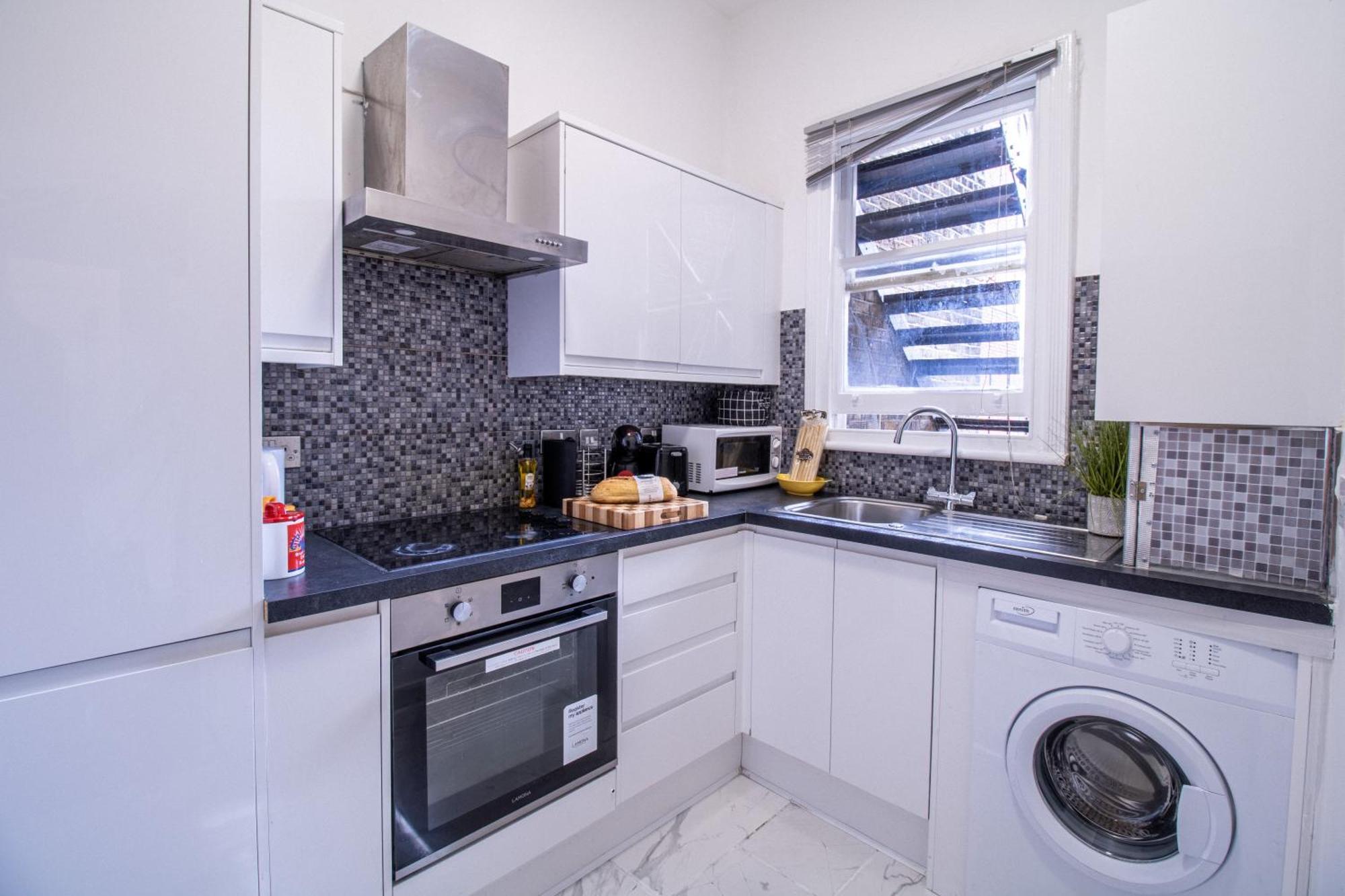 Spacious Studio Apartment On Oxford Street 9Gc Londýn Exteriér fotografie
